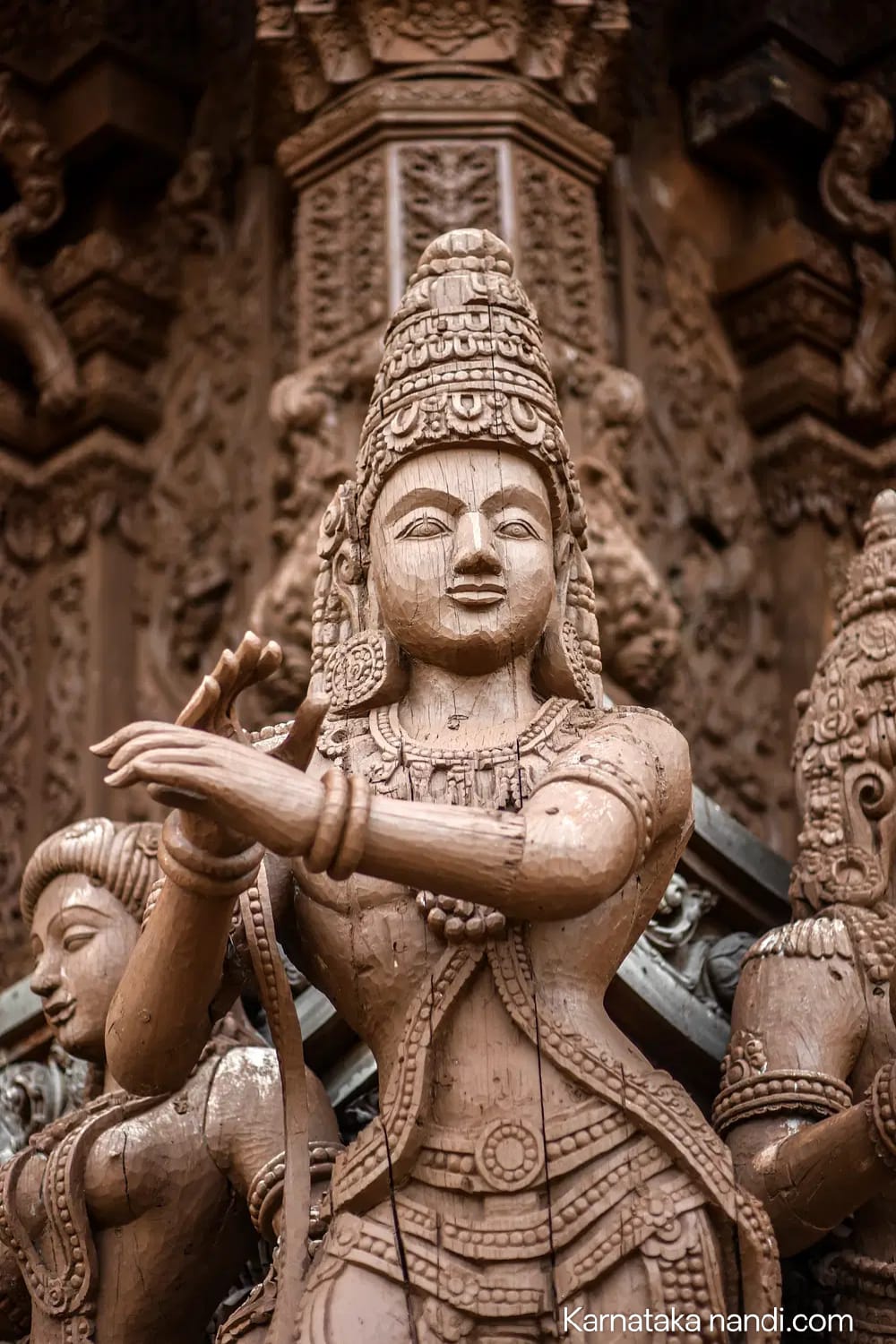 ಸುಂದರ